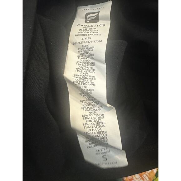 NWT Fabletics Malindi Criss Cross Cut Out Strappy Dress Green Black Leaves Small - Picture 5 of 14